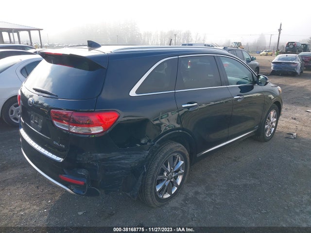 2016 KIA SORENTO 3.3L SXL VIN: 5XYPKDA51GG025567