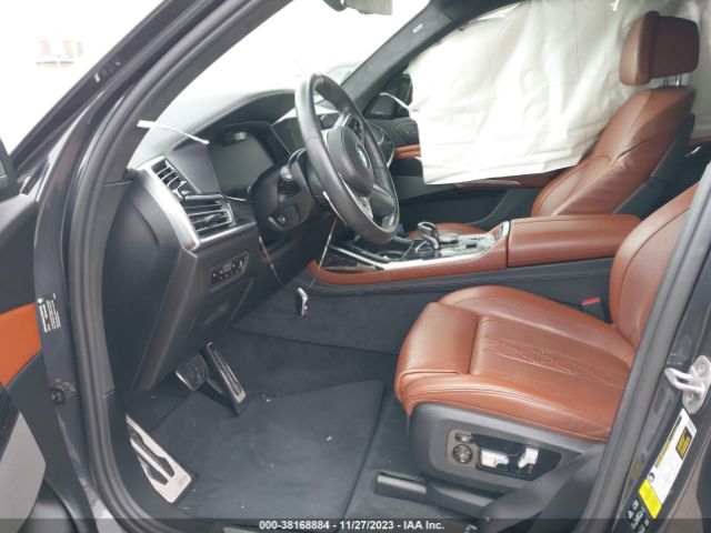 5UXCX4C55KLS35873 BMW X7 Xdrive50i