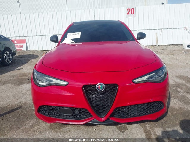 ZARFANBN3K7616756 Alfa Romeo Giulia Ti Sport Awd