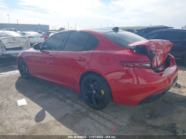 ZARFANBN3K7616756 Alfa Romeo Giulia Ti Sport Awd