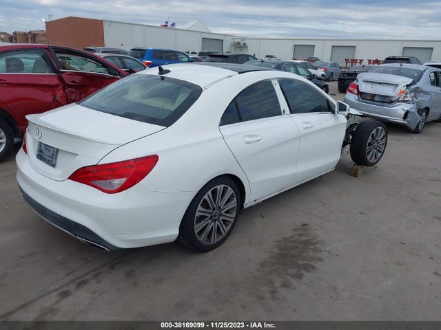 Mercedes-Benz CLA 250 2018 WDDSJ4EB4JN678736 Image 4