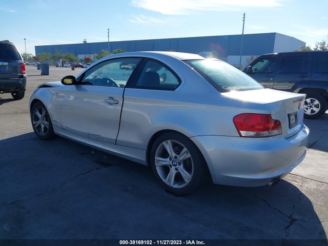 2009 BMW 128I VIN: WBAUP93529VF48607