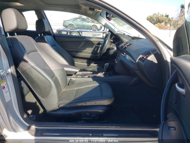 2009 BMW 128I VIN: WBAUP93529VF48607