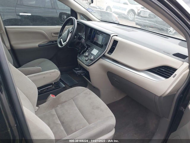 2016 TOYOTA SIENNA L 7 PASSENGER VIN: 5TDZK3DC8GS753435