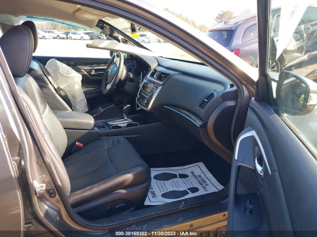 2017 NISSAN ALTIMA 2.5 SL VIN: 1N4AL3AP8HC217210