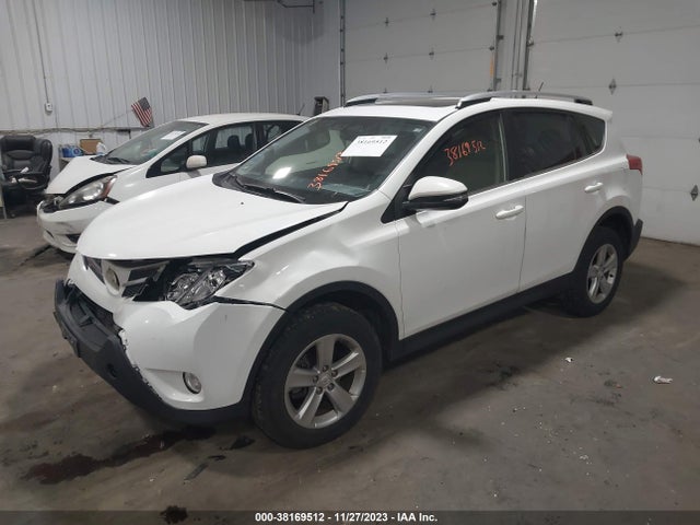 2014 TOYOTA RAV4 XLE VIN: JTMRFREV7ED083683