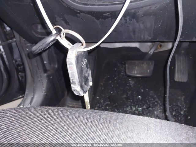 KNDJ23AU6M7741364 KIA SOUL LX