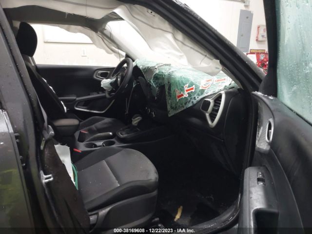 KNDJ23AU6M7741364 KIA SOUL LX