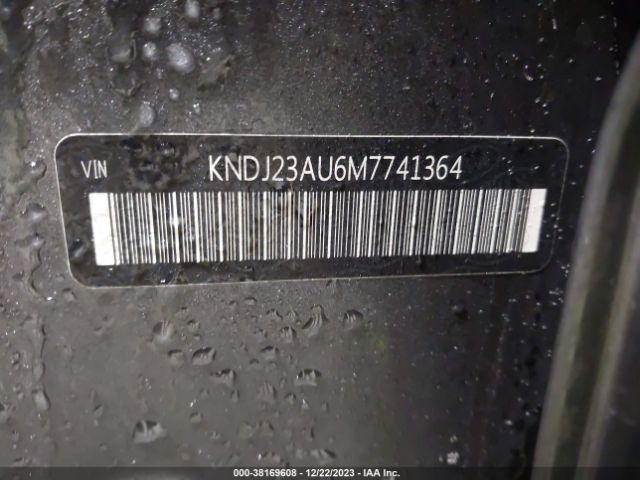 KNDJ23AU6M7741364 KIA SOUL LX