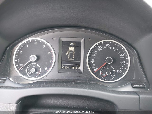 2015 VOLKSWAGEN TIGUAN S VIN: WVGAV7AX3FW523685