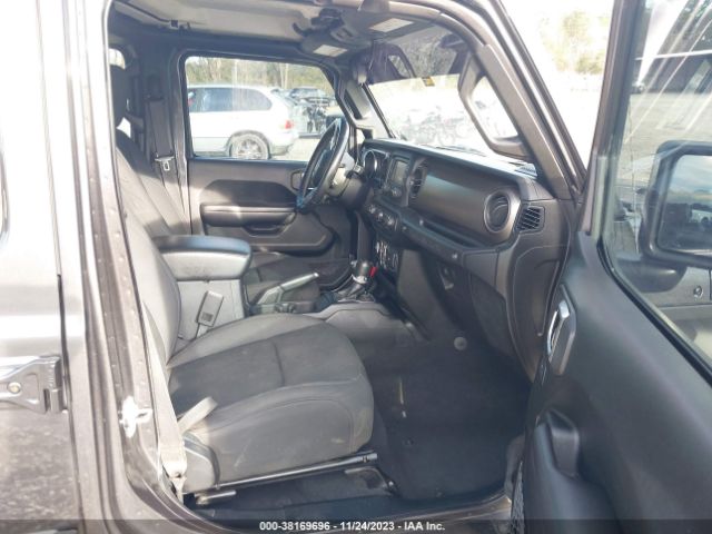 1C4HJXDG8KW528207 Jeep Wrangler Unlimited Sport S