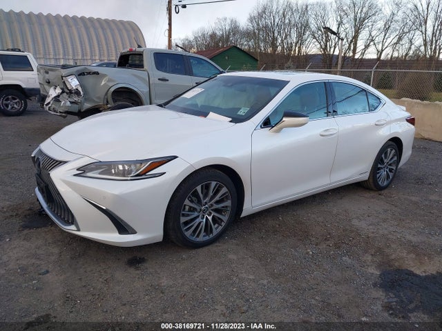 Lexus ES 300H 2021 58ADA1C10MU004299 Image 2