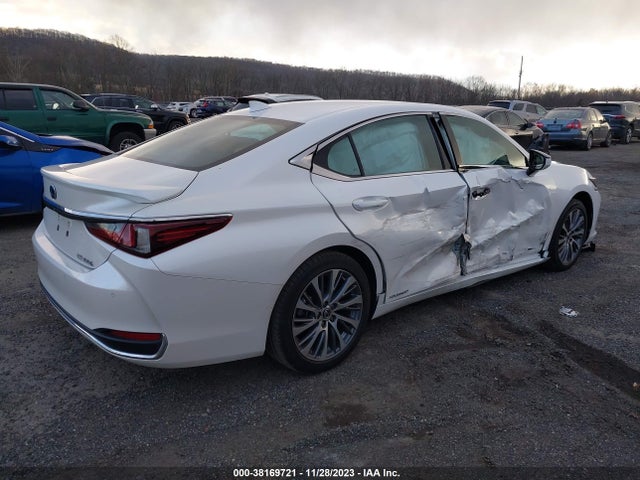 Lexus ES 300H 2021 58ADA1C10MU004299 Image 4