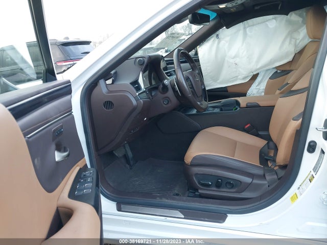 Lexus ES 300H 2021 58ADA1C10MU004299 Image 5