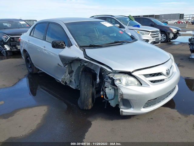 2011 TOYOTA COROLLA LE VIN: 2T1BU4EE2BC582233