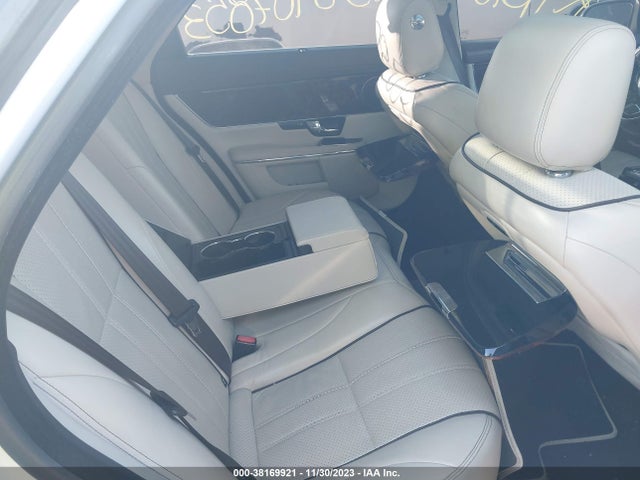 2011 JAGUAR XJ SAJWA2GB7BLV17468 Photo 7