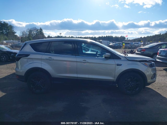 Ford ESCAPE SE 2017 1FMCU9GD3HUA84068 Image 13