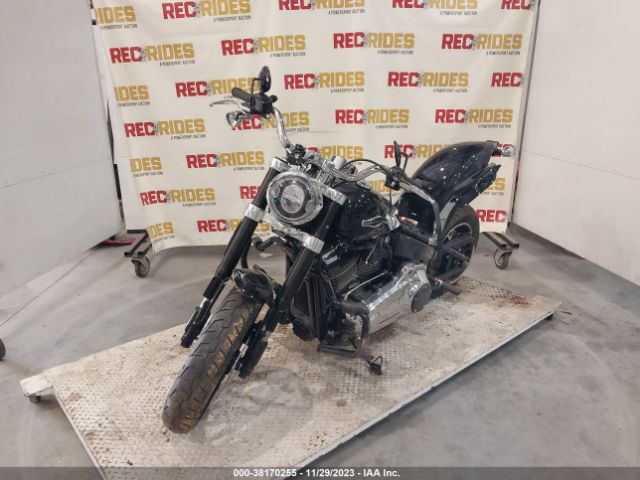 2018 HARLEY-DAVIDSON FLSB 1HD1YMJ26JC035063 Photo 1