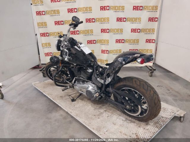 2018 HARLEY-DAVIDSON FLSB 1HD1YMJ26JC035063 Photo 2