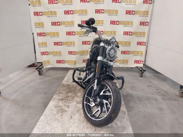 2018 HARLEY-DAVIDSON FLSB 1HD1YMJ26JC035063 Photo 4