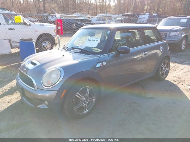 2009 MINI COOPER S WMWMF73569TW83363 Photo 1