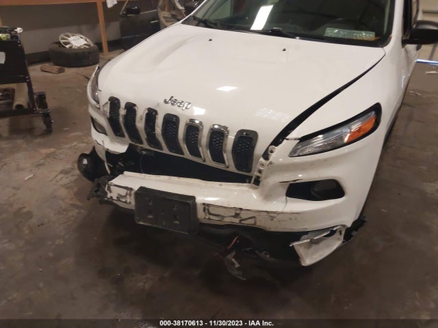 1C4PJLAB6GW291026 Jeep Cherokee Sport