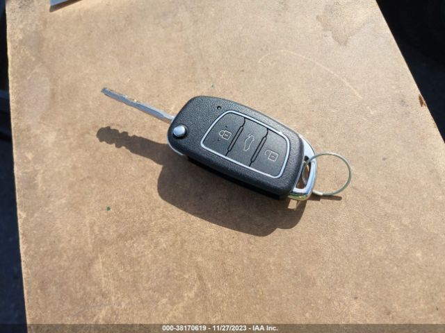 3KPFK4A71HE048259 KIA FORTE LX