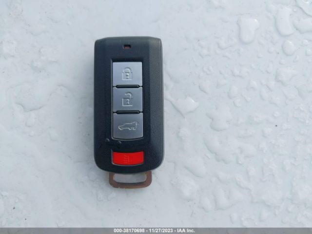 2020 MITSUBISHI OUTLANDER JA4AD3A33LZ020952 Photo 10