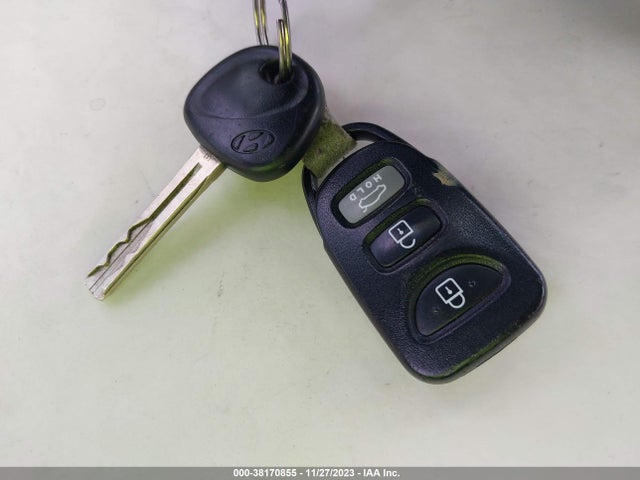 2013 HYUNDAI SONATA GLS VIN: 5NPEB4AC0DH745680