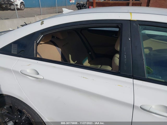 2013 HYUNDAI SONATA GLS VIN: 5NPEB4AC0DH745680