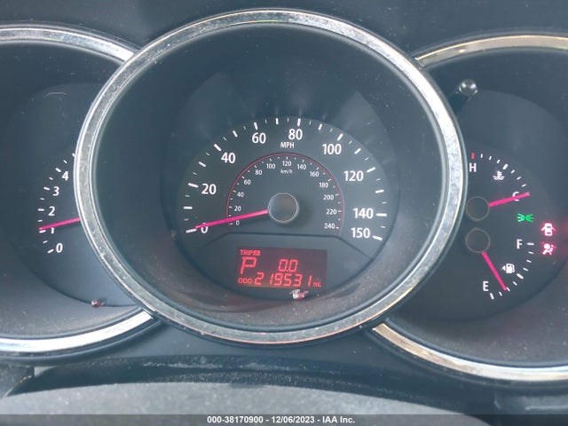 2013 KIA SORENTO LX V6 VIN: 5XYKTDA22DG310710