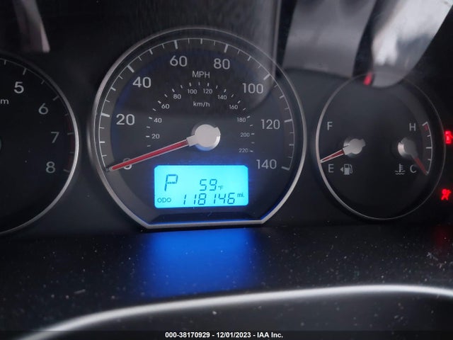 2010 HYUNDAI SANTA FE GLS VIN: 5NMSG3AB0AH400096