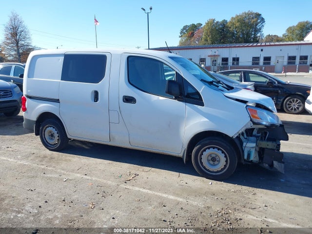 2015 NISSAN NV200 S VIN: 3N6CM0KN8FK703368