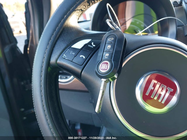 2012 FIAT 500 3C3CFFBR8CT379965 Photo 10