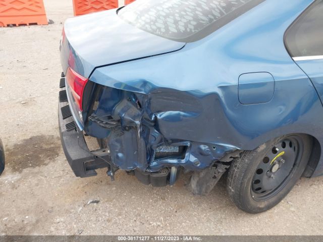 3VWD07AJ7FM353646 Volkswagen Jetta 1.8t Se
