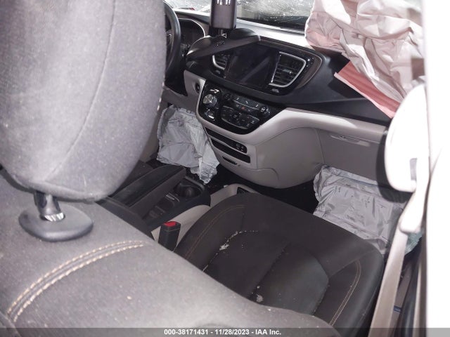 Chrysler Pacifica Touring Plus 2017 2C4RC1BG6HR777976 Image 5
