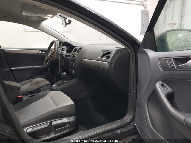 3VW2B7AJ9HM309412 Volkswagen Jetta 1.4t S