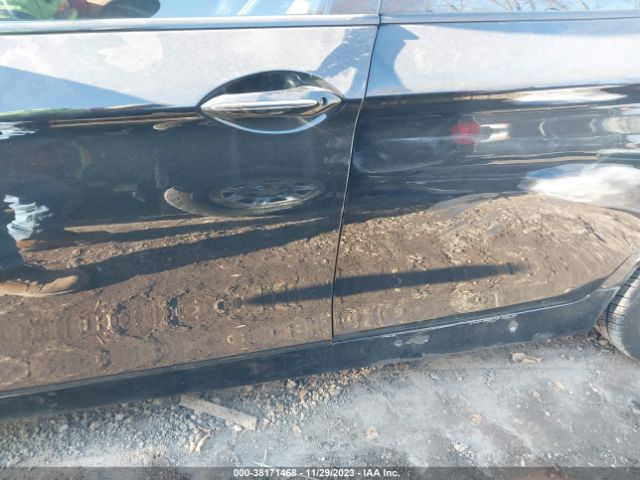 WBA5A5C55GG355252 BMW 528I
