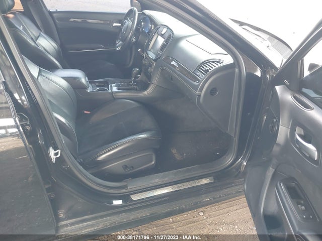 2013 CHRYSLER 300 SRT8 VIN: 2C3CCAFJ0DH518593