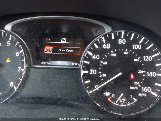 2018 NISSAN PATHFINDER PLATINUM VIN: 5N1DR2MN4JC649045