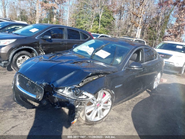 2014 JAGUAR XF SAJWA0JH4EMU18378 Photo 1