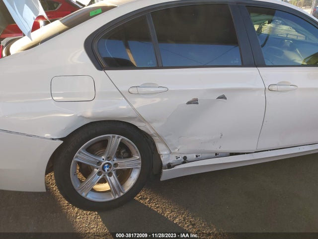 BMW 320i 2015 WBA3B1G5XFNT05738 Image 6