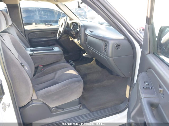 2005 GMC SIERRA 1500 SLE VIN: 2GTEC19V051291824