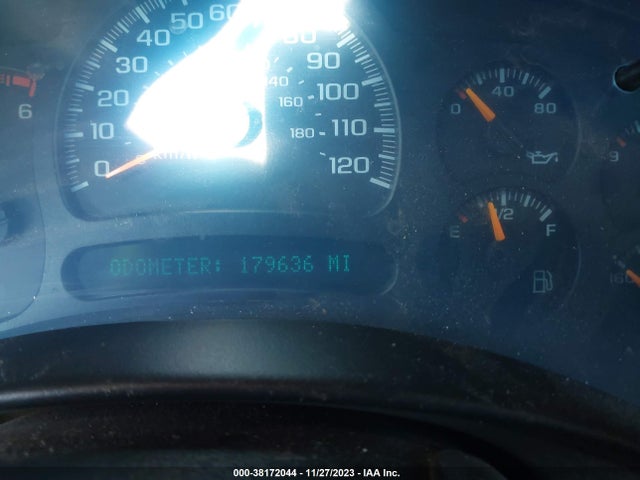 2005 GMC SIERRA 1500 SLE VIN: 2GTEC19V051291824