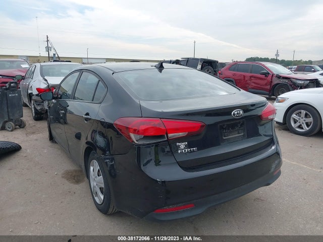 KIA FORTE LX 2017 3KPFK4A71HE073887 Image 3
