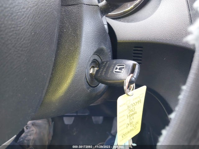 2013 HONDA FIT SPORT VIN: JHMGE8G55DC080348