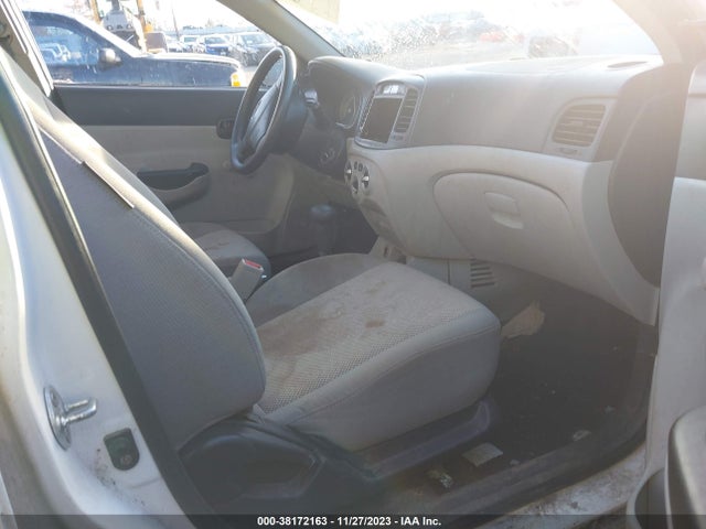 2009 HYUNDAI ACCENT GLS VIN: KMHCM46C09U289750