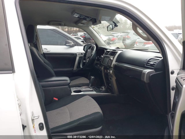 2016 TOYOTA 4RUNNER SR5 VIN: JTEBU5JRXG5318899