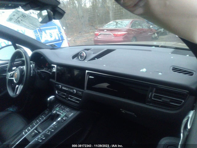 2020 PORSCHE MACAN WP1AA2A56LLB06848 Photo 4