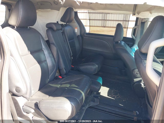 2015 TOYOTA SIENNA SE 8 PASSENGER VIN: 5TDXK3DC0FS655389